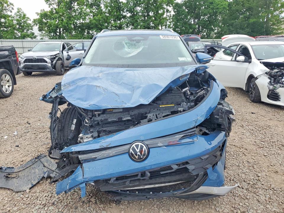 2025 Volkswagen Tiguan VIN 3VVMR7RMXSM027651 COPART salvage auction — FRONT END, Ny - Mv-907A Salvage Certificate, sold $8,000 on 2026-08-19 (photo 5)