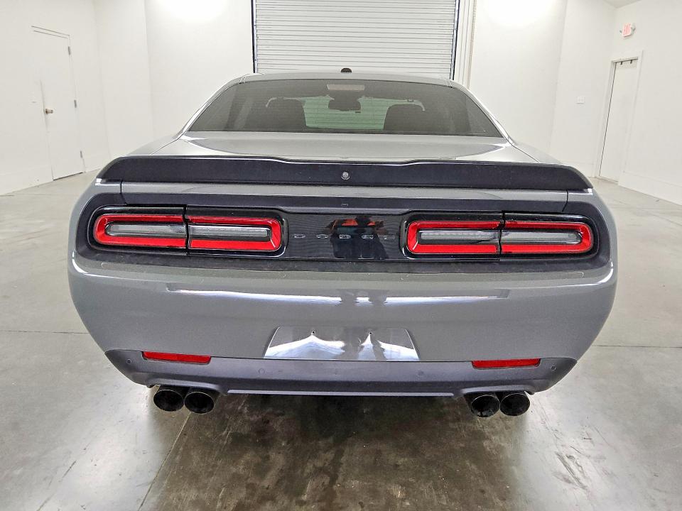 2023 Dodge Challenger VIN 2C3CDZBT5PH669677 COPART salvage auction — MINOR DENT/SCRATCHES, TX - CERTIFICATE OF TITLE, sold $25,750 on 2026-07-02 (photo 6)