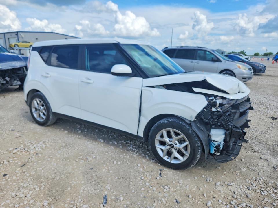 2024 Kia Soul VIN KNDJ23AU7R7912873 COPART salvage auction — FRONT END, Tx - Salvage Vehicle Title, sold $2,950 on 2026-07-16 (photo 4)