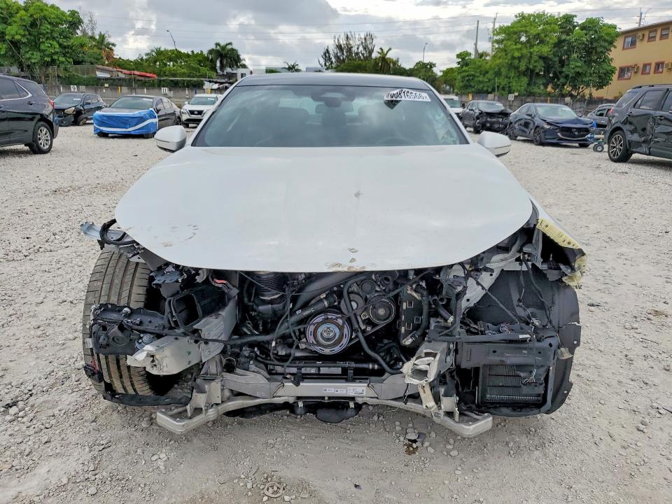 2025 BMW 7 series VIN WBA23EH0XSCV31352 COPART salvage auction — FRONT END, FL - CERT OF TITLE SLVG REBUILDABLE, sold $30,750 on 2026-07-28 (photo 5)