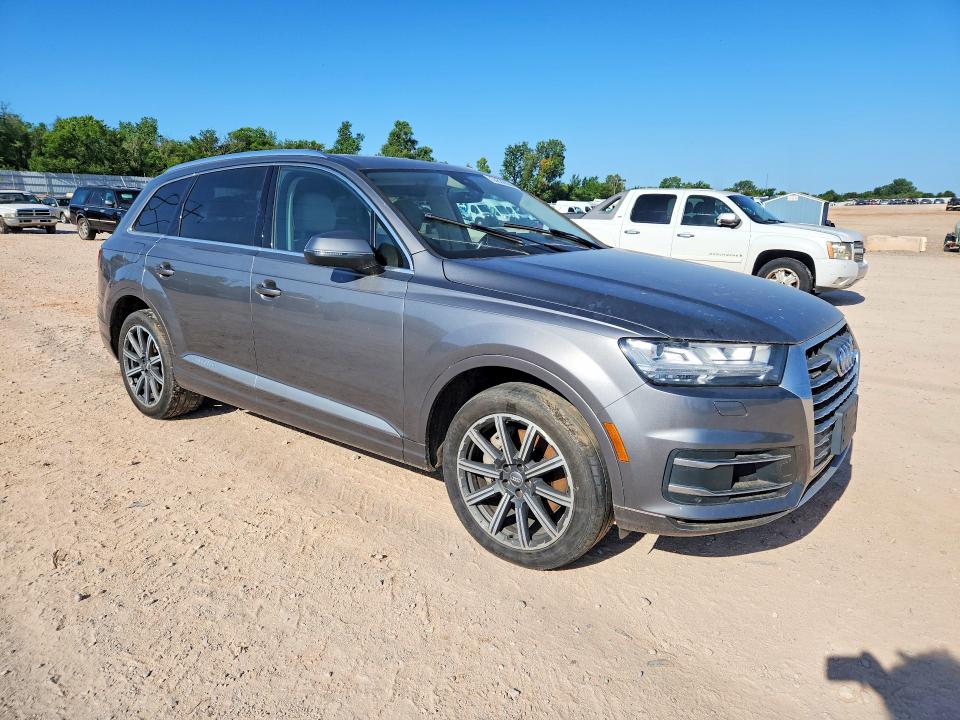2017 Audi Q7 VIN WA1VAAF75HD029408 COPART salvage auction — FRONT END, Ar - Certificate Of Title (P), sold $7,100 on 2026-07-28 (photo 4)