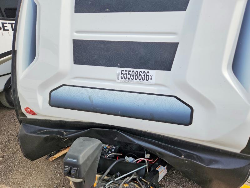 2024 Winnebago Micro minnie VIN 54CTM2J23R3078118 COPART salvage auction — FRONT END, NE - CERT OF TITLE-SALVAGE, sold $1,400 on 2026-10-08 (photo 7)