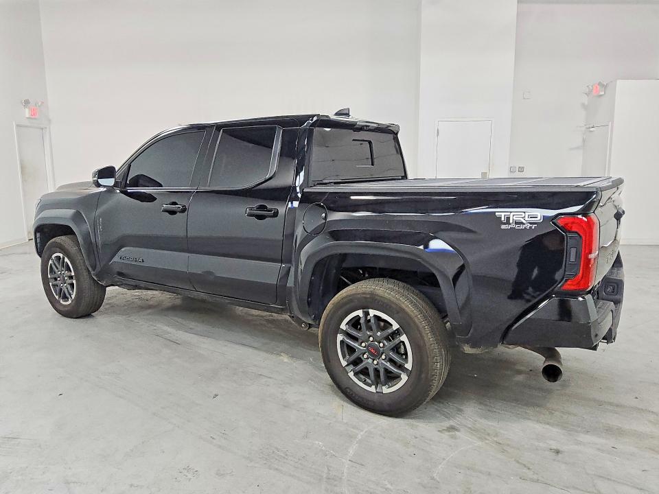 2025 Toyota Tacoma VIN 3TMLB5JN6SM096408 COPART salvage auction — NORMAL WEAR, In - Certificate Of Title, sold $12,700 on 2026-07-30 (photo 2)