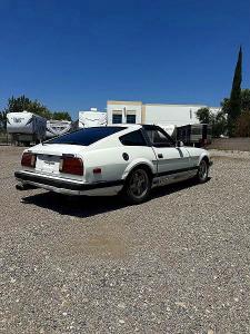 1983 Datsun 280zx VIN JN1CZ04S5DX755224 COPART salvage auction — UNDERCARRIAGE, Nv - Dis/Dlr/Exp Only Salvage Title (P), sold $5,300 on 2026-07-14 (photo 4)