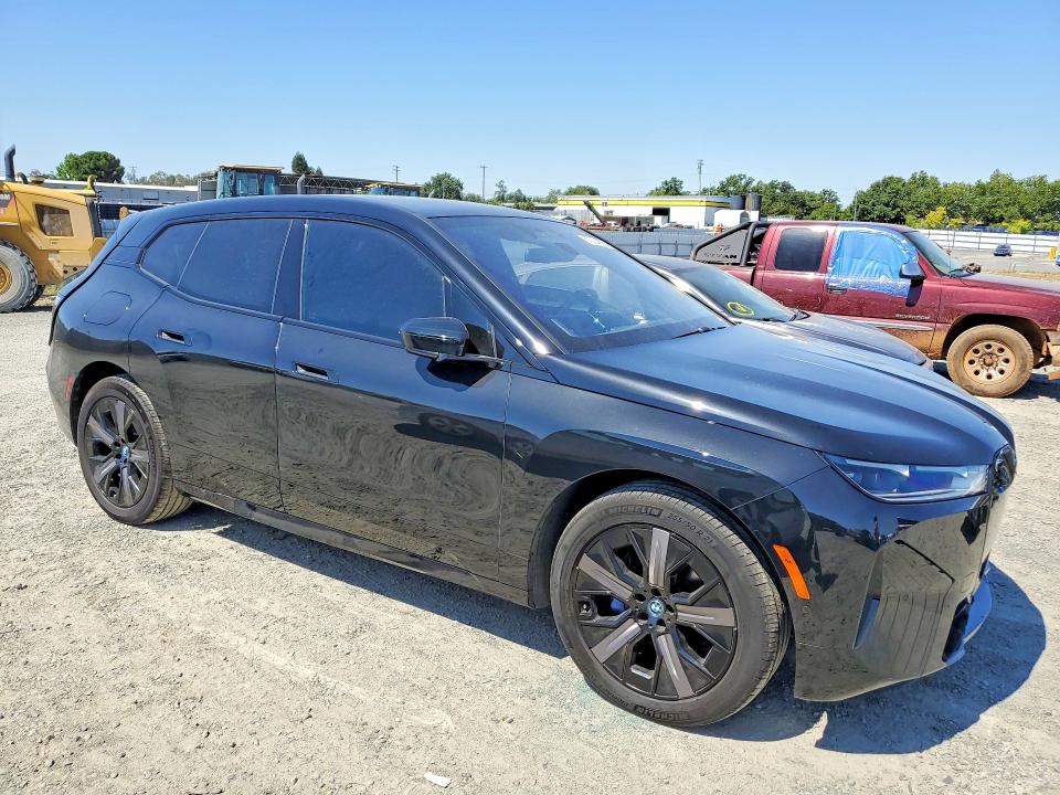 2024 BMW Ix VIN WB523CF06RCN55907 COPART salvage auction — FRONT END, CA - SALVAGE CERTIFICATE, sold $25,250 on 2026-07-21 (photo 4)