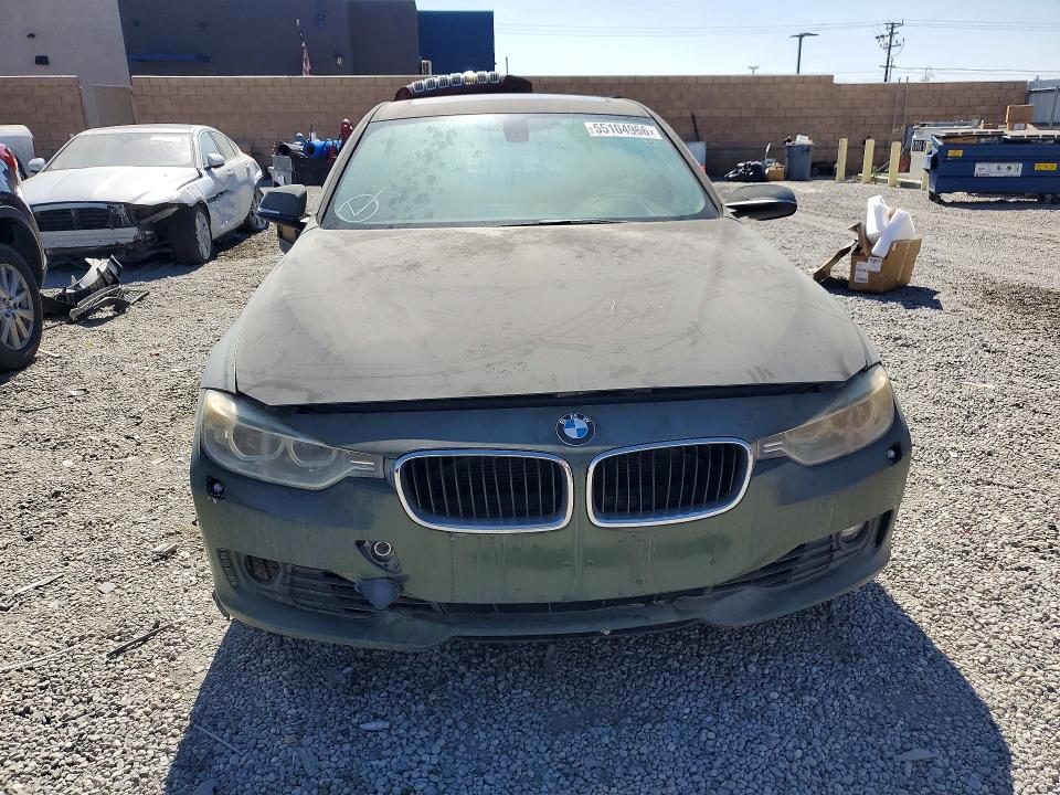 2013 BMW 3er VIN WBA3B5C53DF594658 COPART salvage auction — FRONT END, Ca - Dis/Dlr/Exp Only Lien Papers, sold $375 on 2026-07-08 (photo 5)