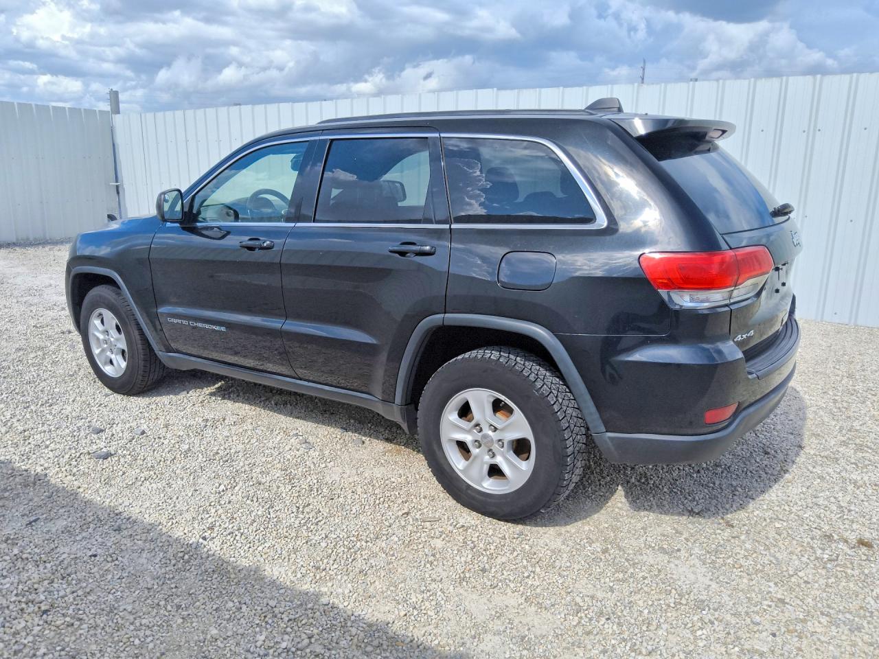 2015 Jeep Grand Cherokee VIN 1C4RJFAG4FC833391 COPART salvage auction — Normal Wear, FL - CERTIFICATE OF TITLE, sold $400 on 2026-07-09 (photo 2)