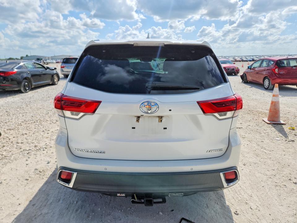 2017 Toyota VIN 5TDYZRFH7HS193279 COPART salvage auction — FRONT END, Tx - Salvage Vehicle Title, sold $6,700 on 2026-07-23 (photo 6)