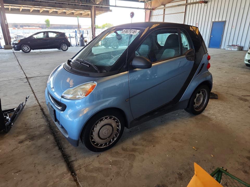 2011 Smart Fortwo VIN WMEEJ3BA3BK442371 COPART salvage auction — MINOR DENT/SCRATCHES, CA - DIS/DLR/EXP APP FOR DUP CLEAN, sold $975 on 2026-07-09 (photo 1)