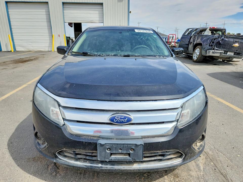 2011 Ford Fusion VIN 3FAHP0HA2BR150132 COPART salvage auction — SIDE, Id - Salvage Certificate Of Title, sold $450 on 2026-07-02 (photo 5)