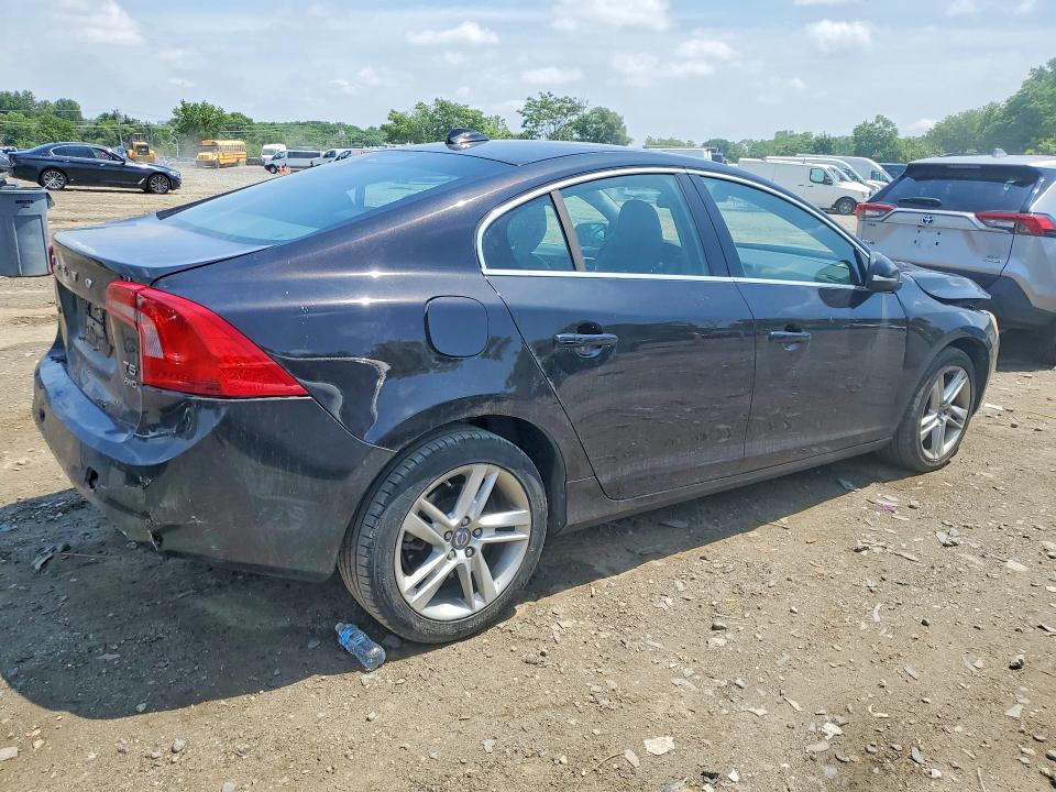 2015 Volvo S60 VIN YV1612TB6F1307170 COPART salvage auction — FRONT END, Md - Cert Of Salvage > 75% Damage, sold $375 on 2026-07-16 (photo 3)