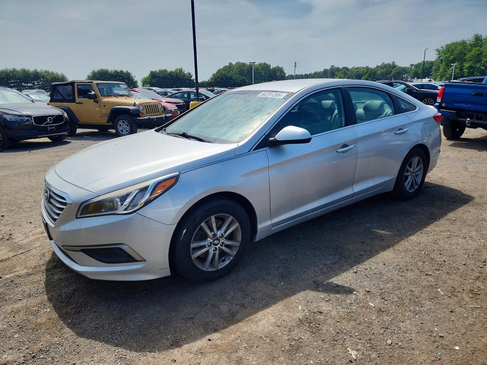 2016 Hyundai Sonata VIN 5NPE24AF1GH314845 COPART salvage auction — MINOR DENT/SCRATCHES, Ma - Certificate Of Title, sold $1,850 on 2026-07-03 (photo 1)