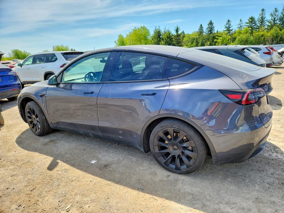 2023 Tesla Mdl y VIN 7SAYGDEE9PF775471 COPART salvage auction — FRONT END, ON - PERMIT NO BRAND - UNFIT, sold $6,100 on 2026-07-21 (photo 2)