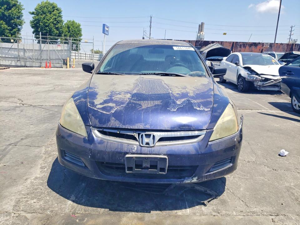 2006 Honda Accord VIN JHMCM56106C002402 COPART salvage auction — FRONT END, CA - SALVAGE CERTIFICATE, sold $325 on 2026-07-15 (photo 5)