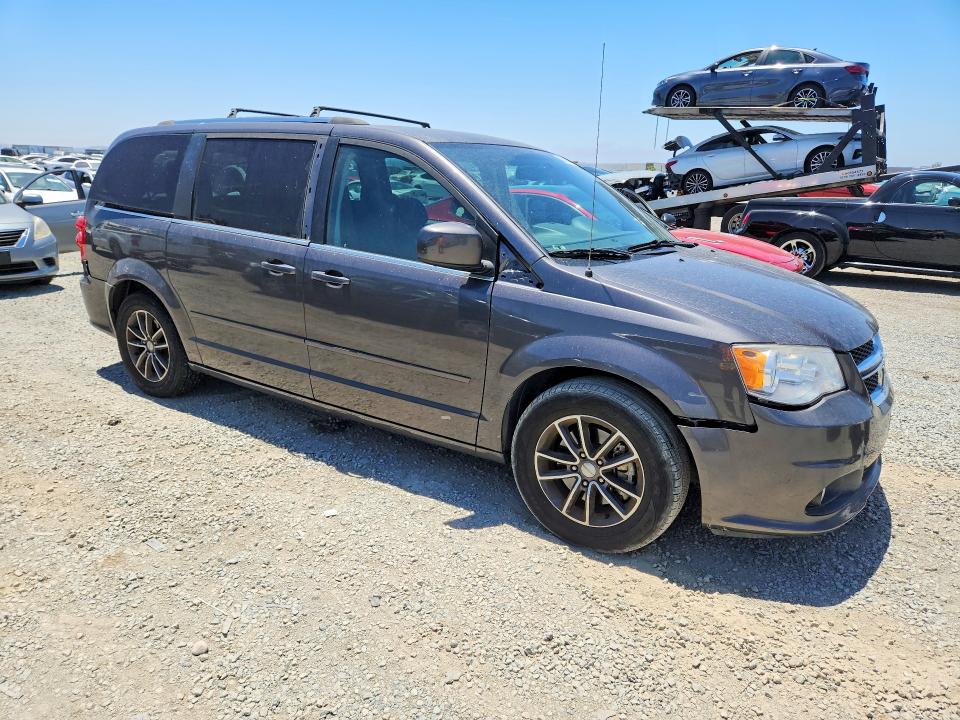 2017 Dodge Grand caravan VIN 2C4RDGCG0HR581045 COPART salvage auction — FRONT END, CA - DIS/DLR/EXP ONLY CLEAN TITLE, sold $2,100 on 2026-07-31 (photo 4)
