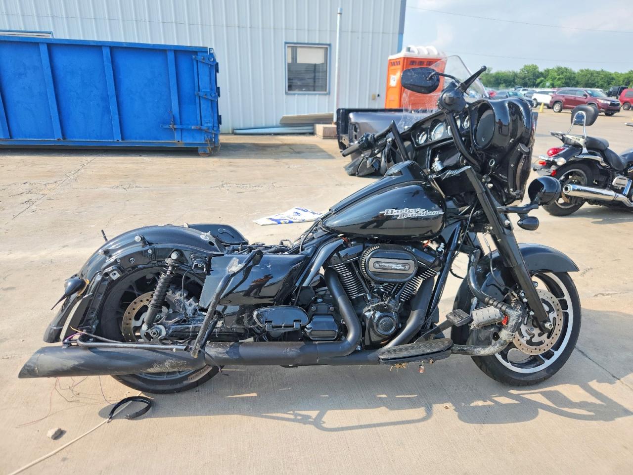 2020 Harley Davidson Flhx VIN 1HD1KBC10LB620224 COPART salvage auction — Front End, TX - SALVAGE VEHICLE TITLE, sold $4,900 on 2026-07-09 (photo 1)