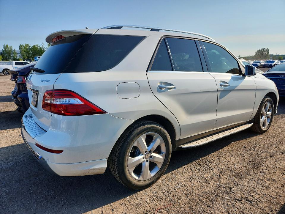 2013 Mercedes-benz Ml-class VIN 4JGDA2EB1DA142065 COPART salvage auction — FRONT END, ON - PERMIT NO BRAND - UNFIT, sold $3,850 on 2026-07-23 (photo 3)