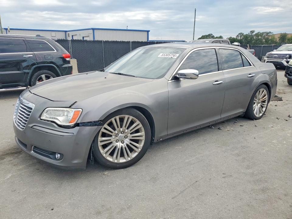 2011 Chrysler 300 VIN 2C3CA5CG3BH585675 — COPART salvage auction photo