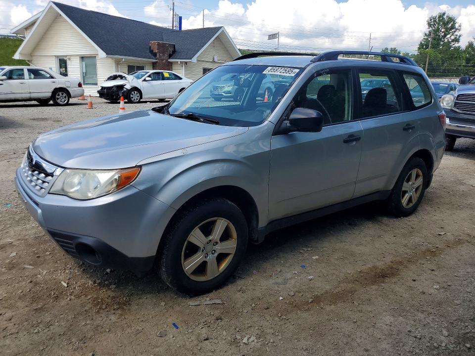 2013 Subaru Forester VIN JF2SHABC9DH440001 COPART salvage auction — MINOR DENT/SCRATCHES, Oh - Certificate Of Title, sold $400 on 2026-07-29 (photo 1)