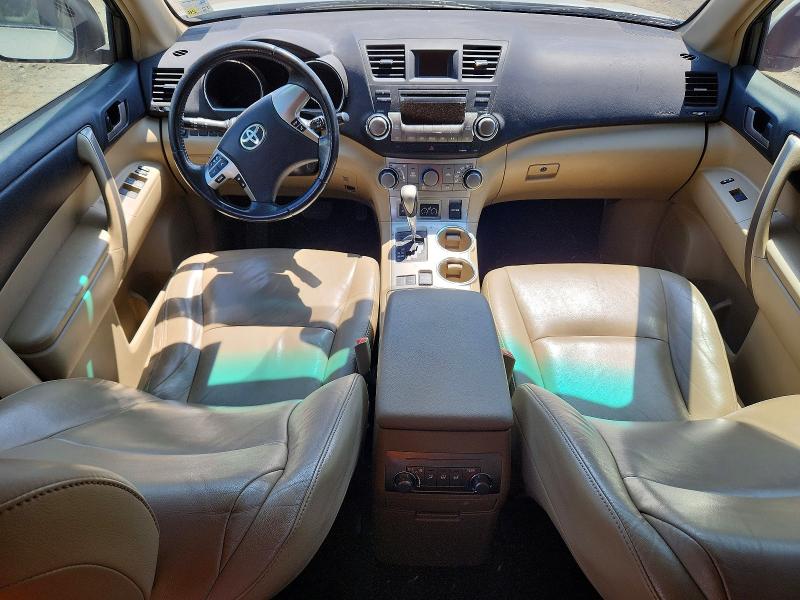 2011 Toyota Highlander VIN 5TDZK3EH5BS043217 COPART salvage auction — WATER/FLOOD, La - Cert Of Title-Salvage Flood, sold $750 on 2026-07-23 (photo 8)