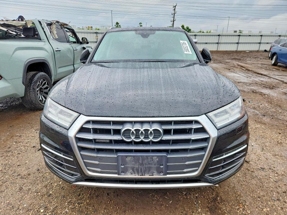 2018 Audi Q5 VIN WA1BNAFYXJ2017675 COPART salvage auction — WATER/FLOOD, Il - Salvage Cert-Flood, sold $7,100 on 2026-07-16 (photo 5)