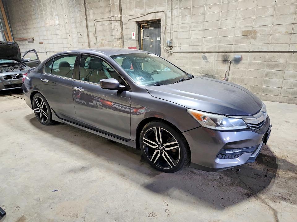 2016 Honda Accord VIN 1HGCR2F50GA212582 COPART salvage auction — MECHANICAL, Mn - Certificate Of Title, sold $5,500 on 2026-07-09 (photo 4)
