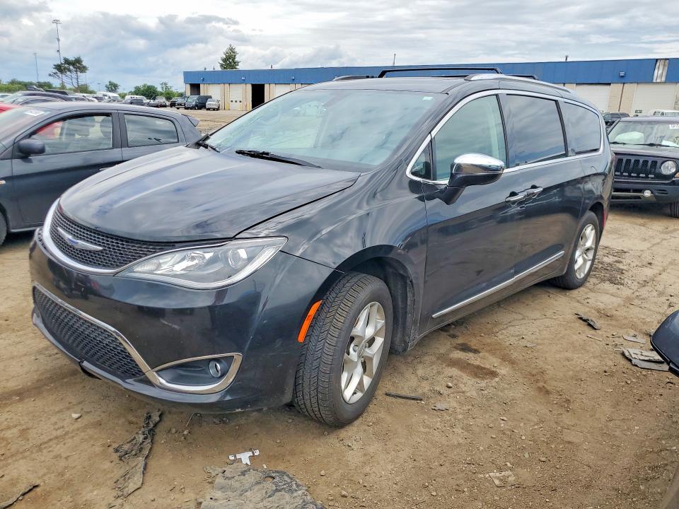 2020 Chrysler Pacifica VIN 2C4RC1GG1LR109309 COPART salvage auction — FRONT END, Mi - Certificate Of Title, sold $8,300 on 2026-07-31 (photo 1)