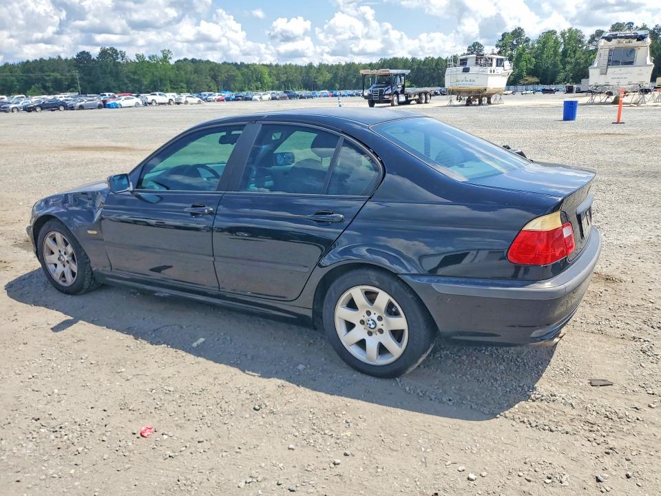 2001 BMW 3 series VIN WBAAV33441FU84028 COPART salvage auction — FRONT END, NC - SALVAGE CERTIFICATE OF TITLE, sold $250 on 2026-08-10 (photo 2)