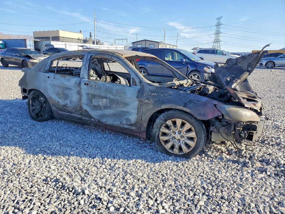 2012 Chrysler 200 VIN 1C3CCBAG0CN225705 COPART salvage auction — BURN, Nv - Non-Repairable Vehicle Cert, sold $125 on 2026-07-13 (photo 4)