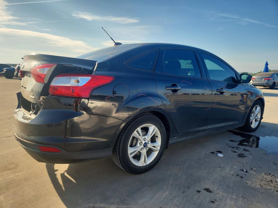 2014 Ford Focus VIN 1FADP3F29EL460518 COPART salvage auction — REAR END, Tx - Salvage Vehicle Title, sold $750 on 2026-07-02 (photo 3)