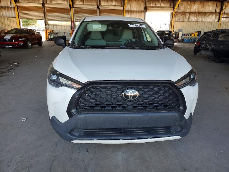 2022 Toyota Corolla cross VIN 7MUAAAAG0NV009262 COPART salvage auction — REAR END, Az - Cert Of Title - Salvage, sold $9,100 on 2026-07-27 (photo 5)