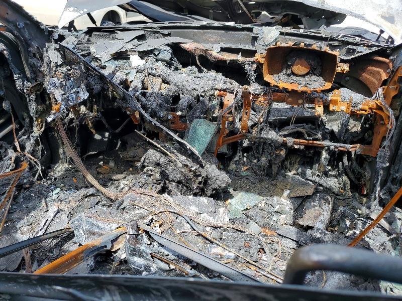 2025 Kia Telluride VIN 5XYP64GCXSG711335 COPART salvage auction — BURN, FL - CERTIFICATE OF DESTRUCTION, sold $30 on 2026-07-24 (photo 8)