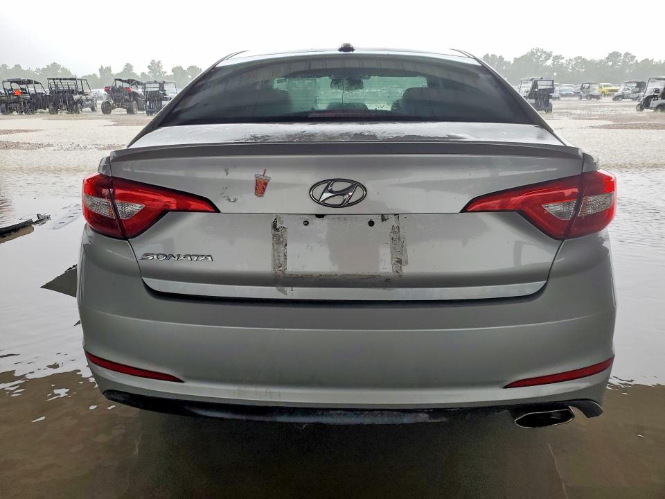 2015 Hyundai Sonata VIN 5NPE24AF4FH167760 COPART salvage auction — SIDE, Tx - Salvage Vehicle Title, sold $1,650 on 2026-07-31 (photo 6)