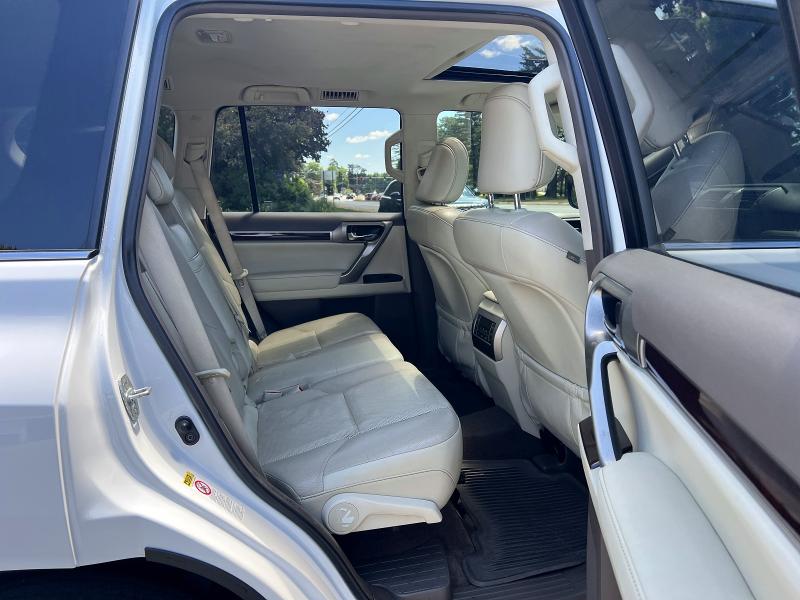 2017 Lexus Gx VIN JTJBM7FX5H5167718 COPART salvage auction — MINOR DENT/SCRATCHES, Tx - Certificate Of Title (P), sold $17,900 on 2026-07-08 (photo 6)