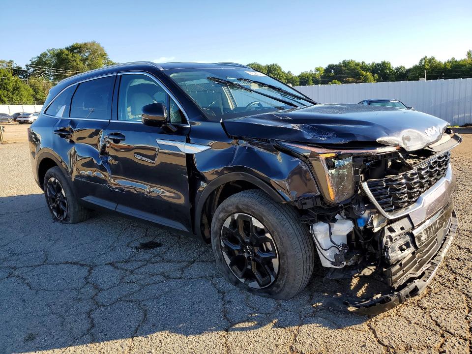 2025 Kia Sorento VIN 5XYRLDJC2SG374315 COPART salvage auction — SIDE, Va - Cert Of Title - Salvage, sold $8,300 on 2026-08-28 (photo 4)