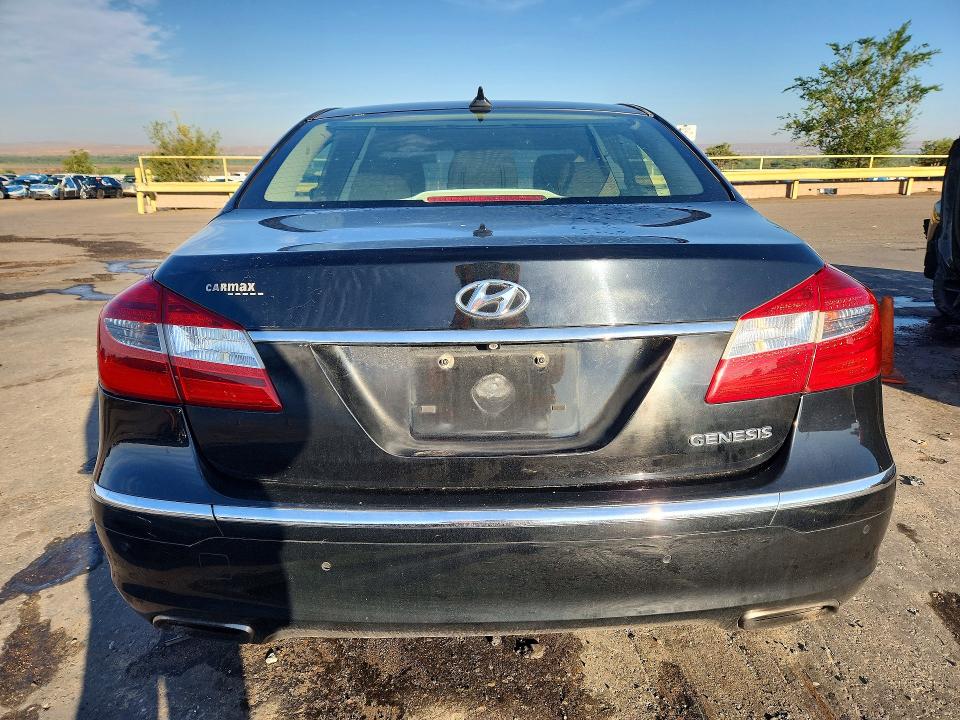 2013 Hyundai Genesis VIN KMHGC4DD5DU224983 COPART salvage auction — NORMAL WEAR, NM - CERTIFICATE OF TITLE, sold $4,000 on 2026-07-02 (photo 6)