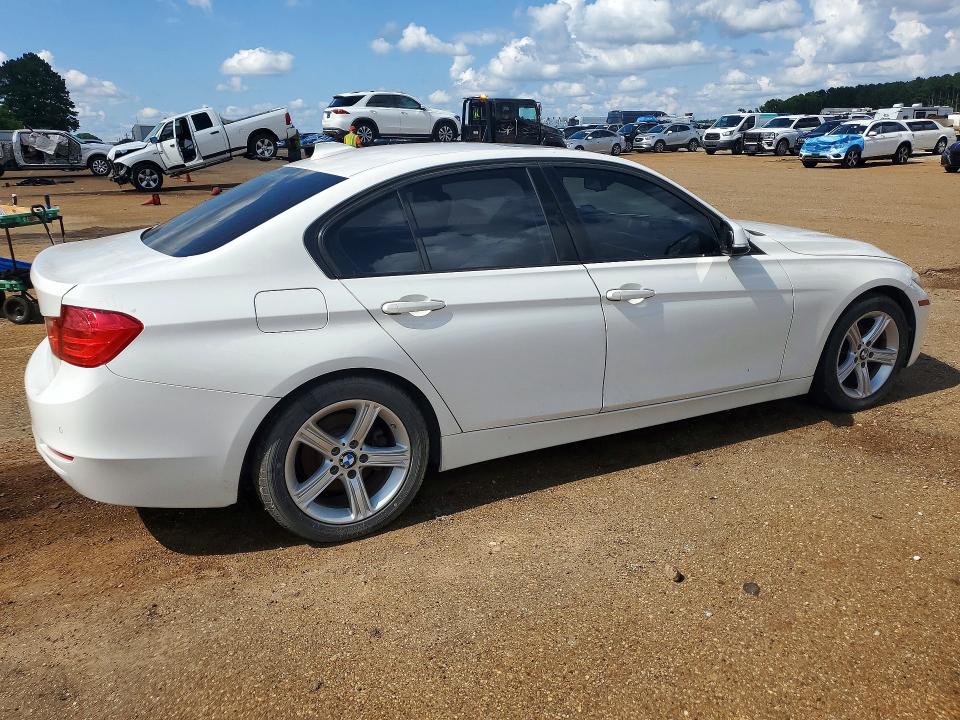 2015 BMW VIN WBA3B1G51FNT07409 COPART salvage auction — FRONT END, Tx - Cert Of Title-Rebuilt Salvage, sold $975 on 2026-07-04 (photo 3)