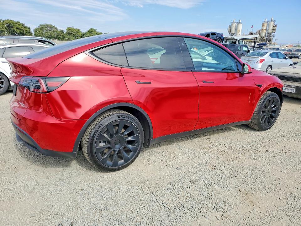 2022 Tesla Model y VIN 7SAYGDEE3NF464647 COPART salvage auction — FRONT END, Ca - Salvage Certificate, sold $8,700 on 2026-07-07 (photo 3)