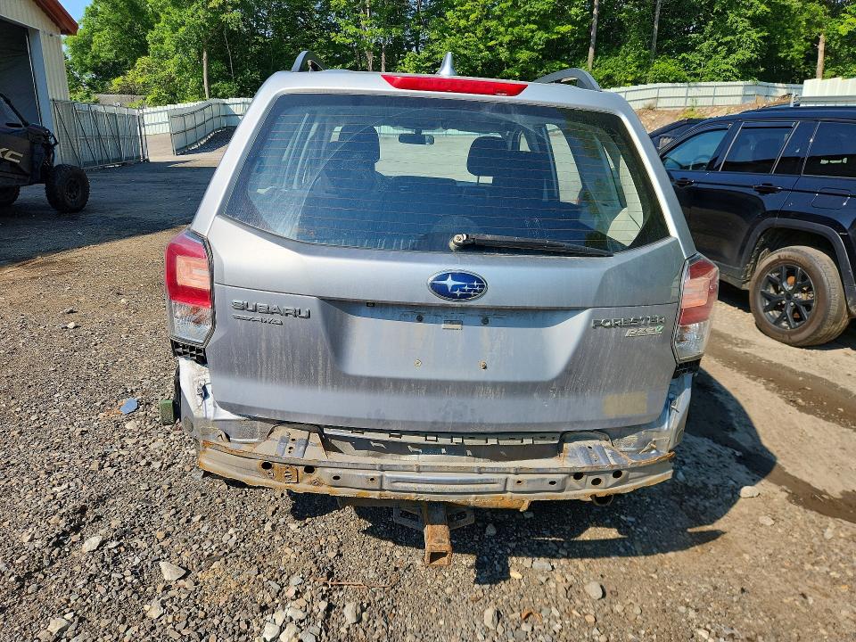 2017 Subaru Forester VIN JF2SJABC7HH498523 COPART salvage auction — REAR END, VT - CERT OF TITLE-SALVAGE VEHICLE, sold $350 on 2026-07-27 (photo 6)