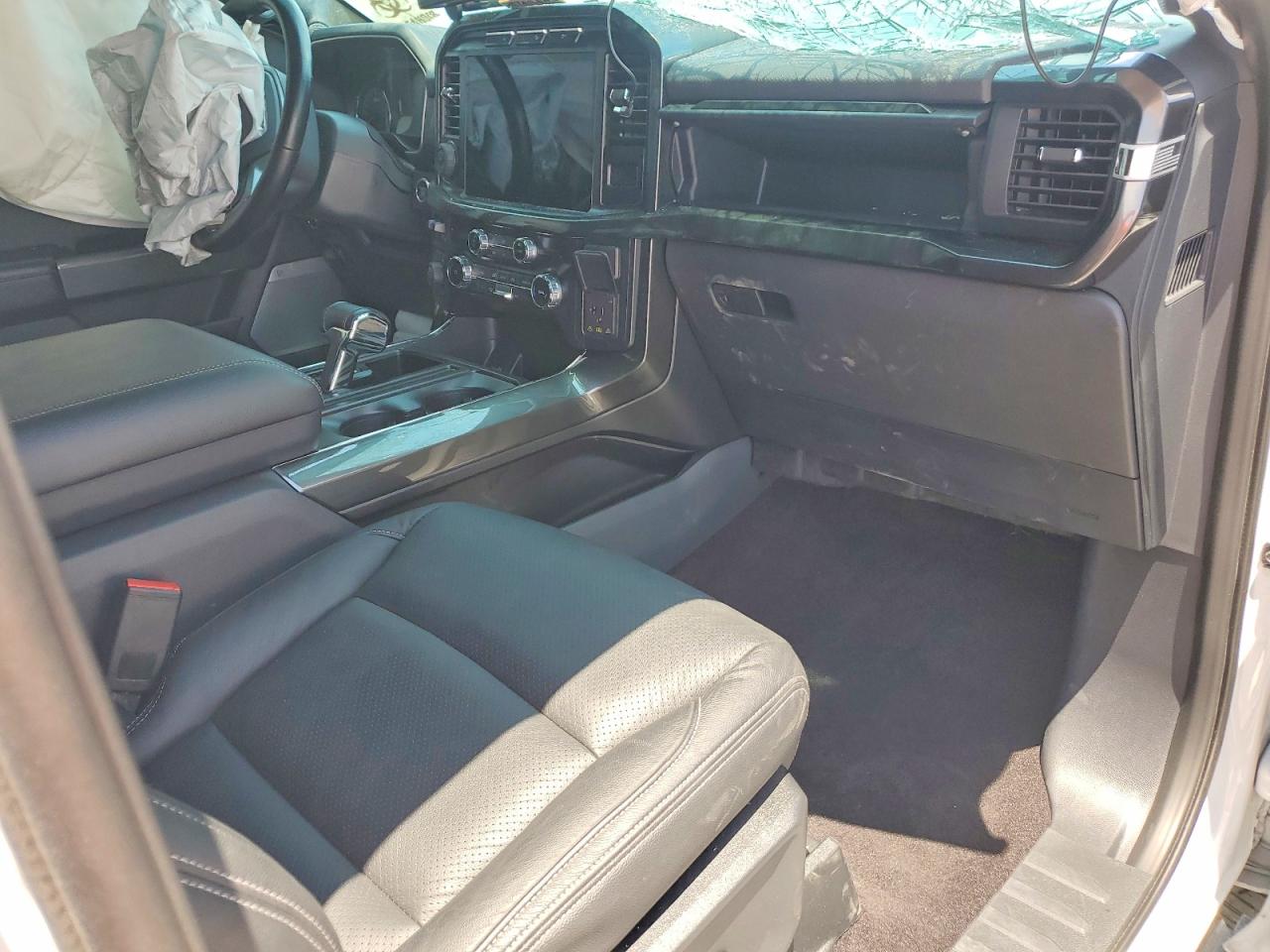 2022 Ford F150 VIN 1FTFW1E55NFA20221 COPART salvage auction — Rollover, FL - CERTIFICATE OF DESTRUCTION, sold $7,200 on 2026-06-30 (photo 8)