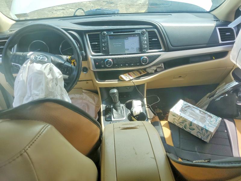 2015 Toyota Highlander VIN 5TDJKRFH9FS161873 COPART salvage auction — SIDE, MD - CERT OF SALVAGE > 75% DAMAGE, sold $3,700 on 2026-07-02 (photo 8)