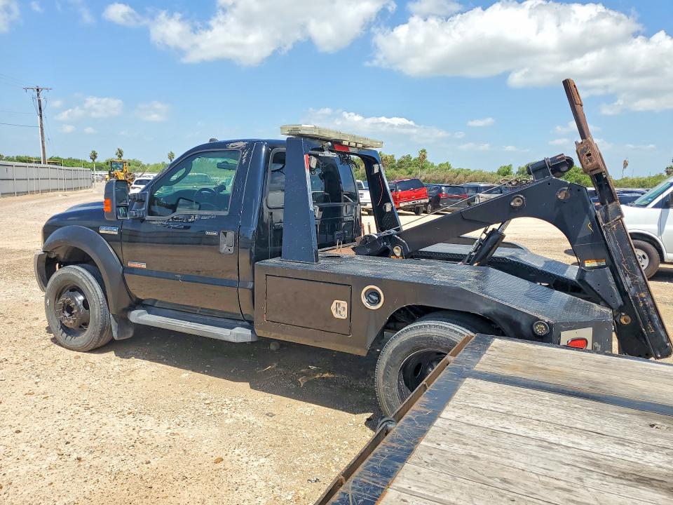 2005 Ford F-450 super duty VIN 1FDXF46P15EB33381 COPART salvage auction — MINOR DENT/SCRATCHES, Tx - Certificate Of Title (P), sold $19,500 on 2026-08-01 (photo 2)