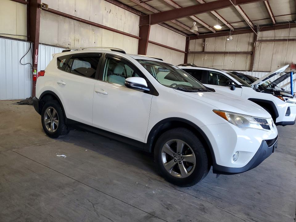 2015 Toyota Rav4 VIN JTMRFREV5FJ039961 COPART salvage auction — REAR END, Il - Salvage Certificate, sold $4,300 on 2026-07-15 (photo 4)