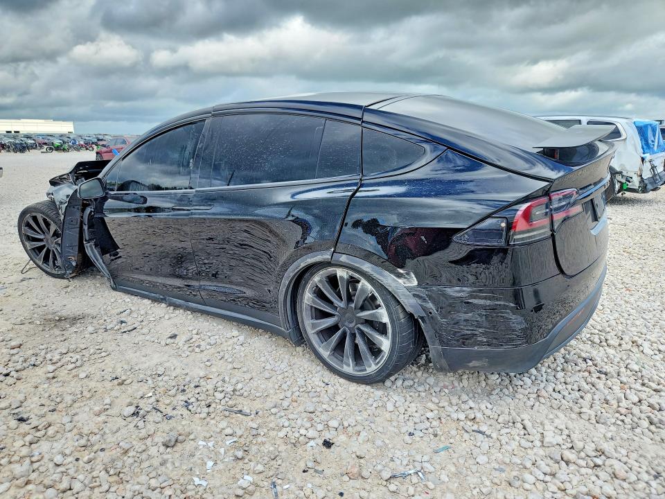 2022 Tesla Model x VIN 7SAXCBE69NF357039 COPART salvage auction — FRONT END, TX - SALVAGE VEHICLE TITLE (P), sold $16,600 on 2026-08-20 (photo 2)