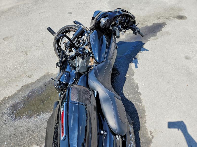 2022 Harley-davidson Street glide VIN 1HD1ABL23NB609152 COPART salvage auction — FRONT END, Fl - Cert Of Title Slvg Rebuildable, sold $5,400 on 2026-08-20 (photo 4)