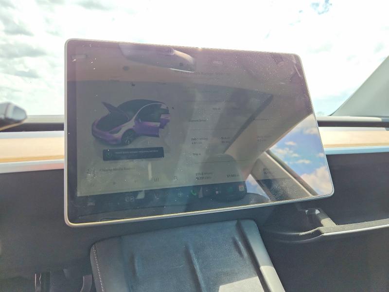 2023 Tesla Model y VIN 7SAYGDEE0PA192655 COPART salvage auction — FRONT END, IL - SALVAGE CERTIFICATE, sold $5,000 on 2026-07-27 (photo 9)