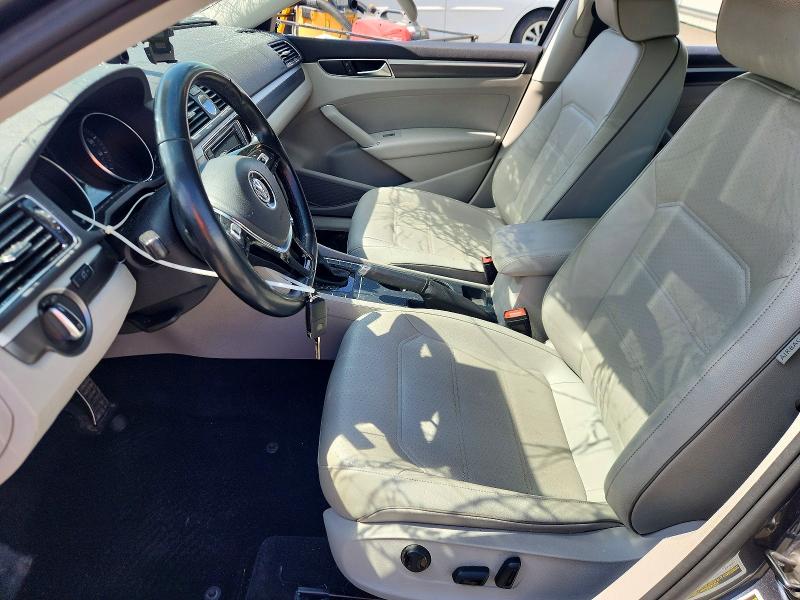 2017 Volkswagen Passat VIN 1VWDT7A32HC047273 COPART salvage auction — ROOF, PA - CERTIFICATE OF SALVAGE, sold $1,100 on 2026-07-02 (photo 7)