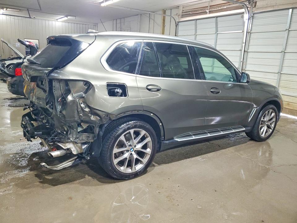 2021 BMW X5 VIN 5UXCR4C05M9E73496 COPART salvage auction — REAR END, Tn - Salvage Certificate, sold $17,600 on 2026-07-30 (photo 3)