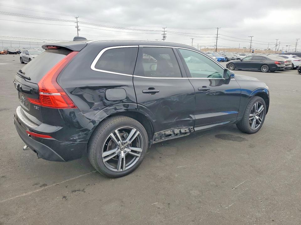 2020 Volvo VIN YV4102RK8L1561773 COPART salvage auction — REAR END, Ca - Salvage Certificate, sold $6,400 on 2026-08-05 (photo 3)