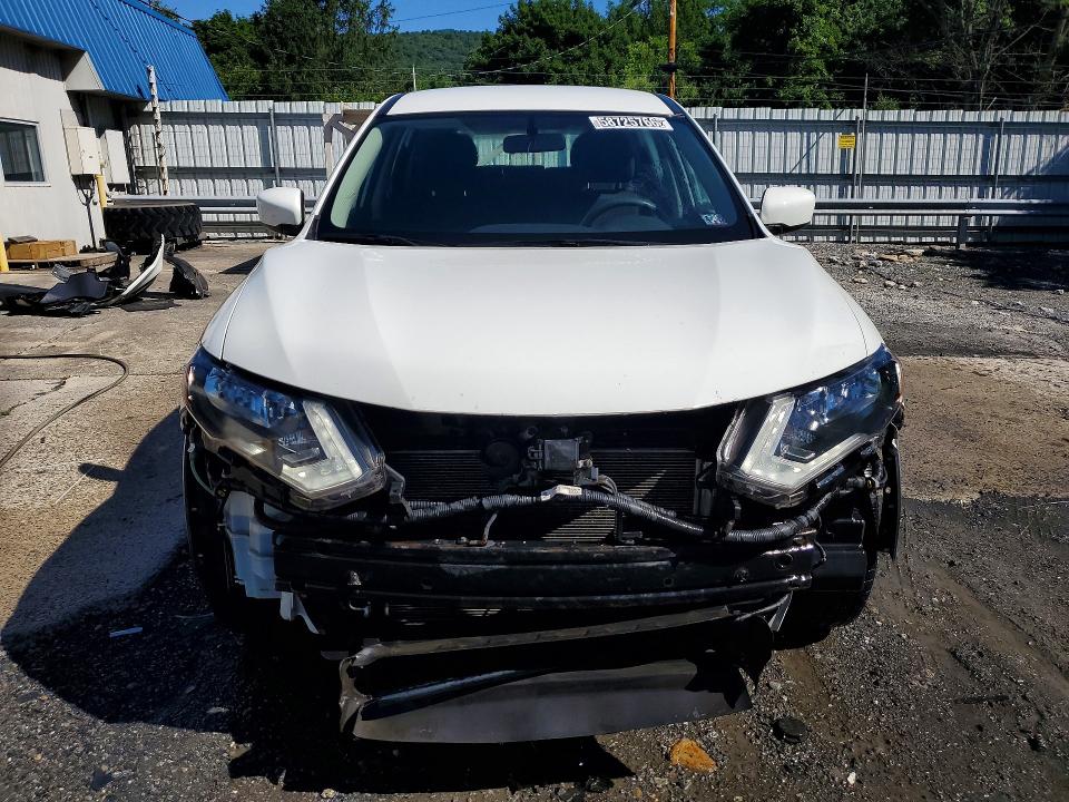 2018 Nissan Rogue sport VIN KNMAT2MV0JP519264 COPART salvage auction — FRONT END, PA - CERT OF TITLE, sold $3,750 on 2026-07-09 (photo 5)